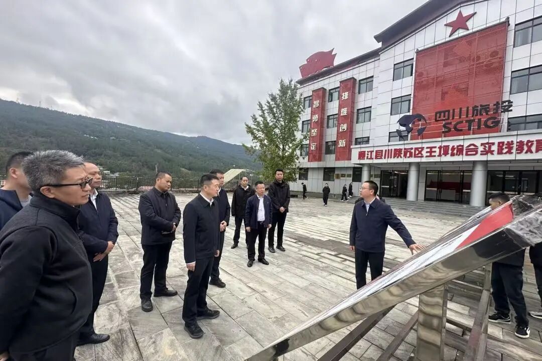 省尊龙凯时人生就是搏集团主要向导分赴集团托底性、定点帮扶地开展帮扶调研事情